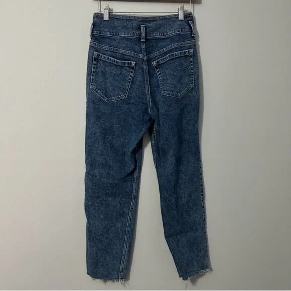 Hollister Ultra High Rise Mom Jeans Blue Denim Pleated Raw Hem W27 Y2K - Picture 3 of 12